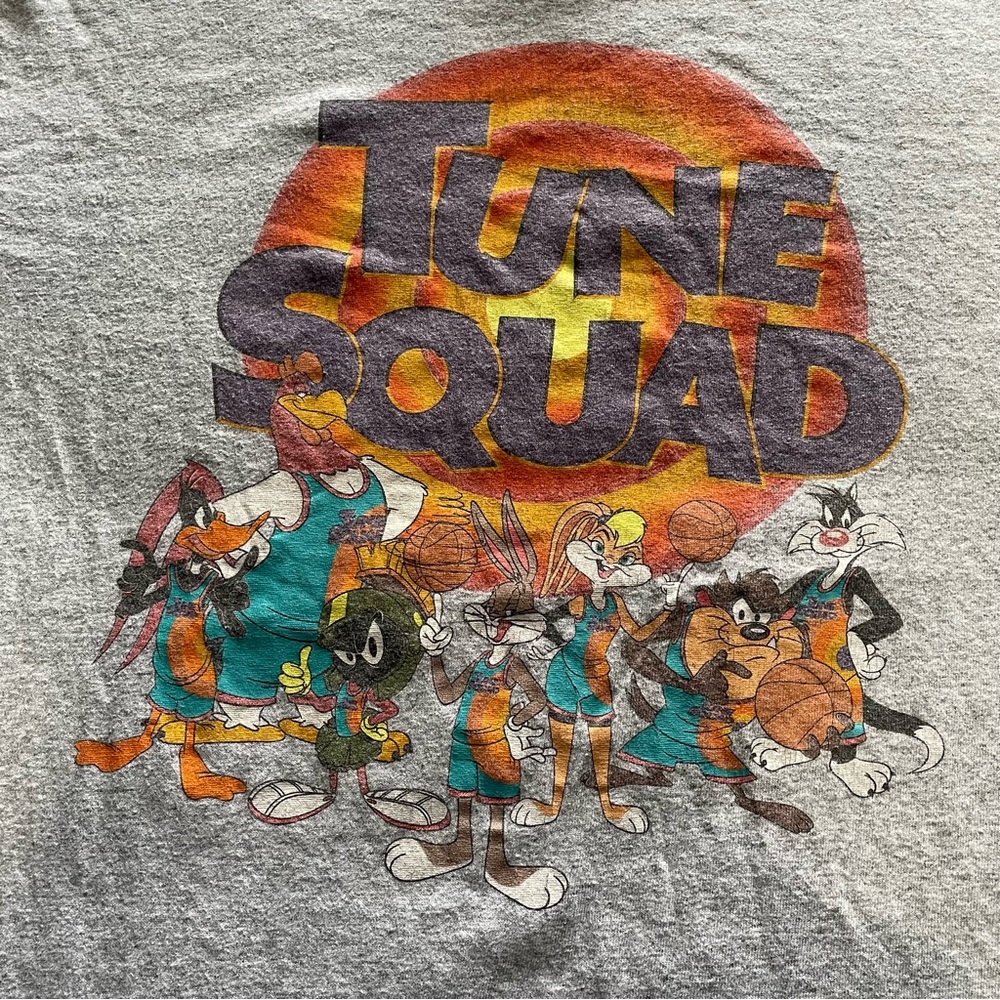 VINTAGE Tune Squad T-Shirt Men’s Large Gray Crewneck Graphic Tee Delta Pro Bugs